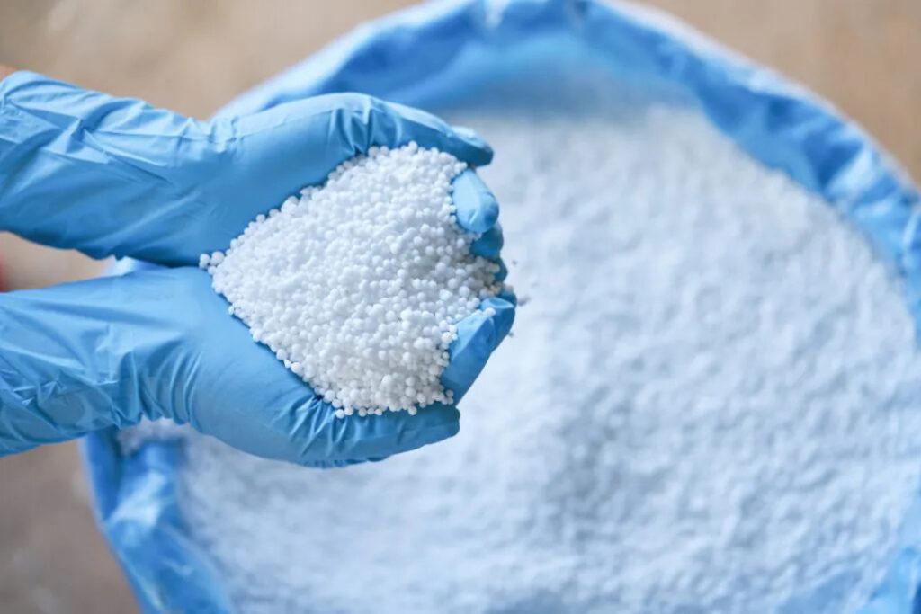 urea chemical